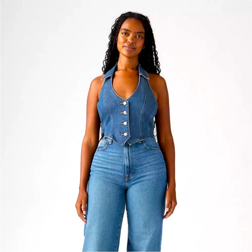 Bria Denim Halter Corset, a vintage-inspired top with a V-neckline, button up